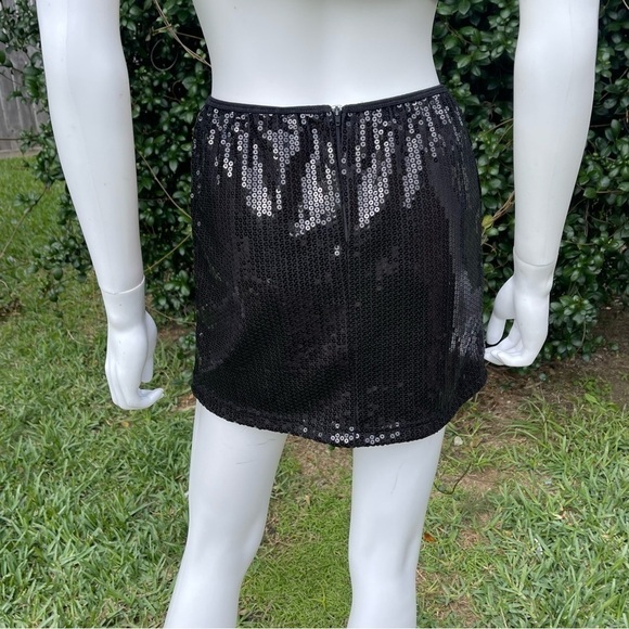 💋Dream Girl Black Sequined Elastic Waist Moto Mini Skirt - Picture 5 of 12